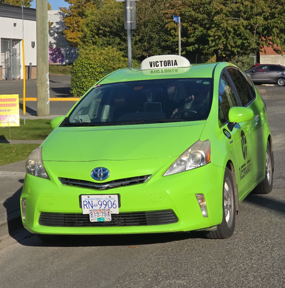 Victoria Taxi hybrid vehicle operating in Greater Victoria